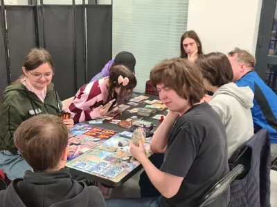 Gry bez Prądu – Spotkania Środowe